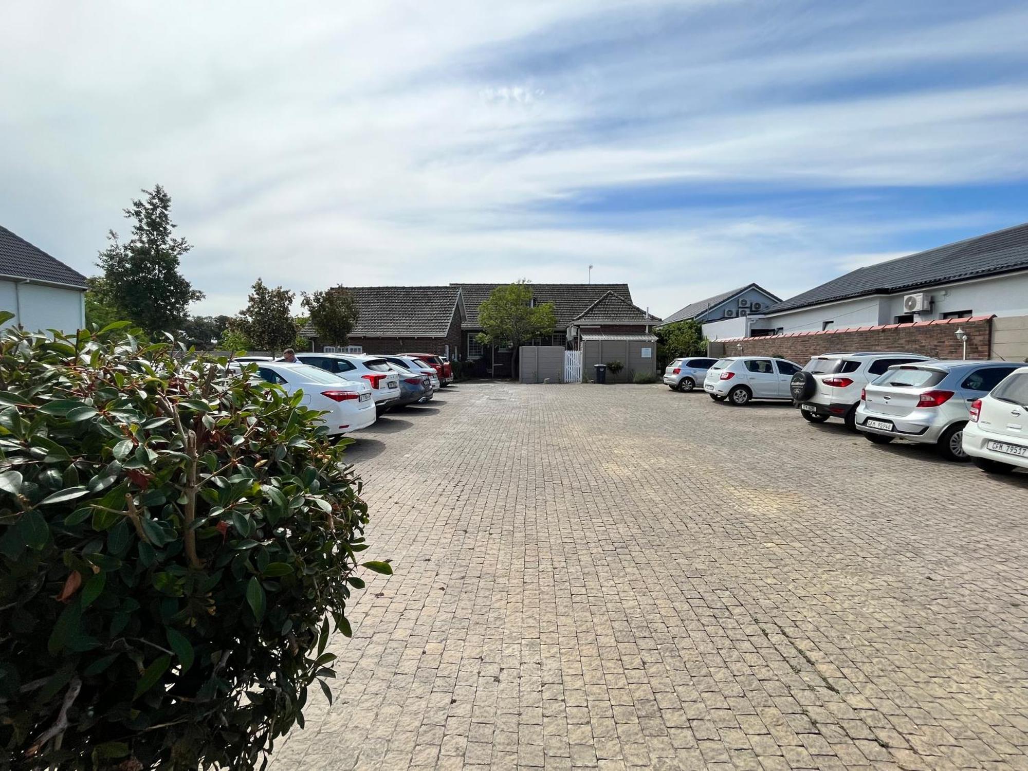 Somerset West Garden Apartments 2 Extérieur photo